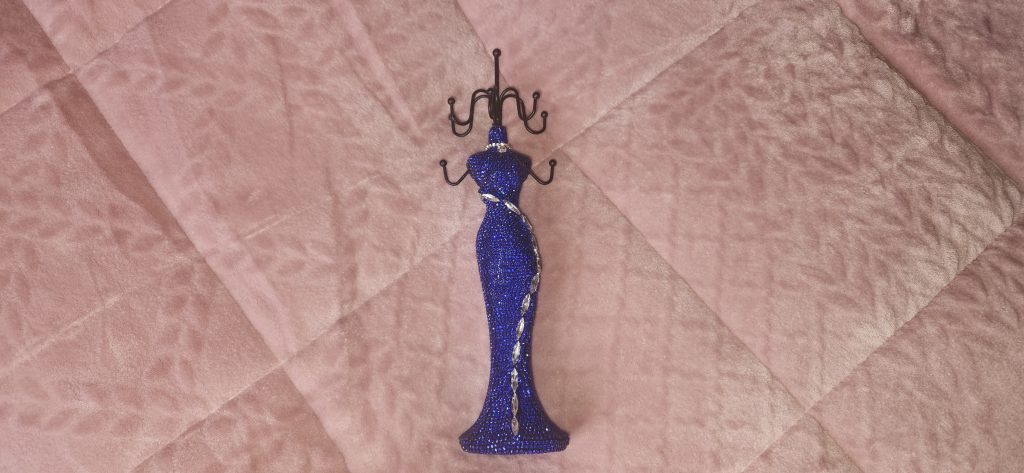 Подставка для ювелирных украшений