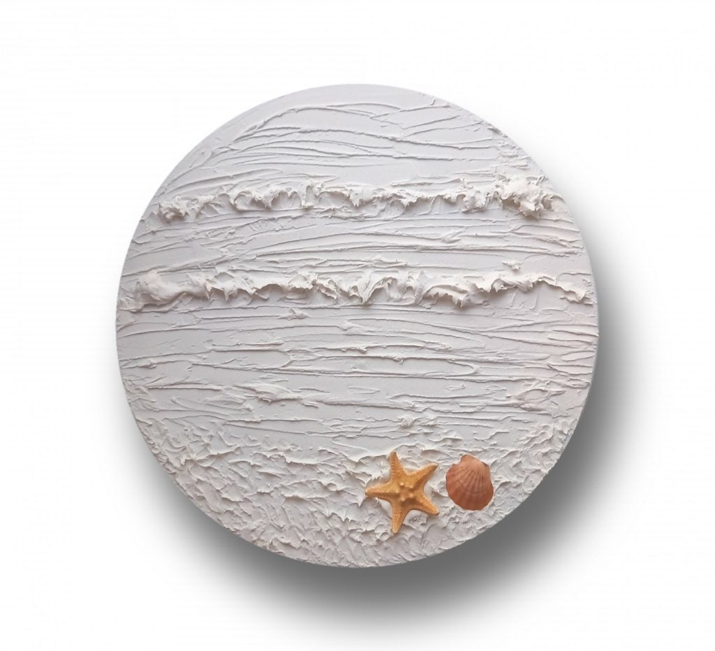 Интерьерная белая картина Солнечный берег в интерьер