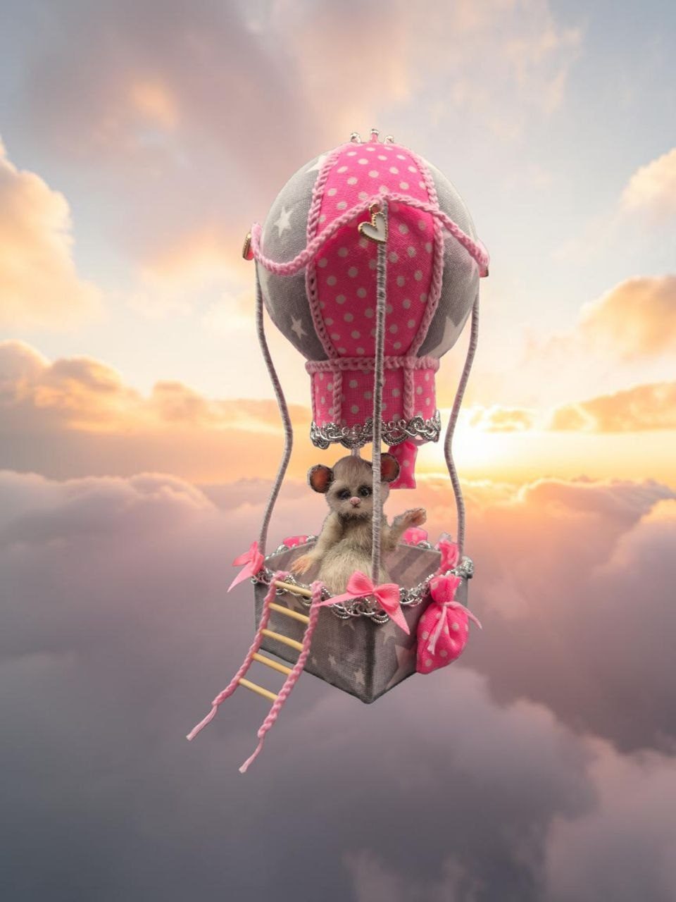 Вязаная мышка-летчица Дусенька Небоедова