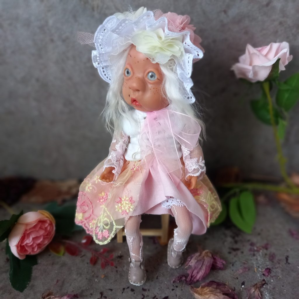 Кукла Аглая