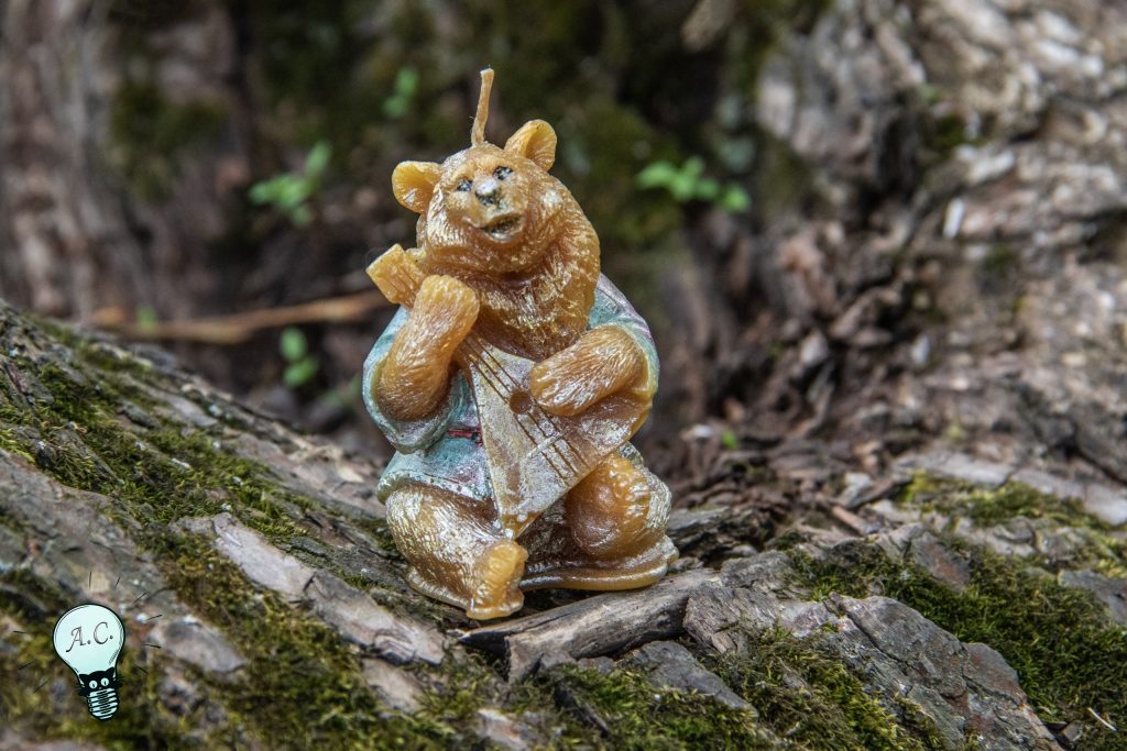 Свеча «Медведь с балалайкой»