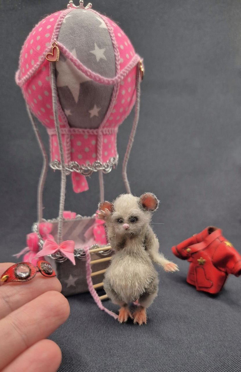 Вязаная мышка-летчица Дусенька Небоедова