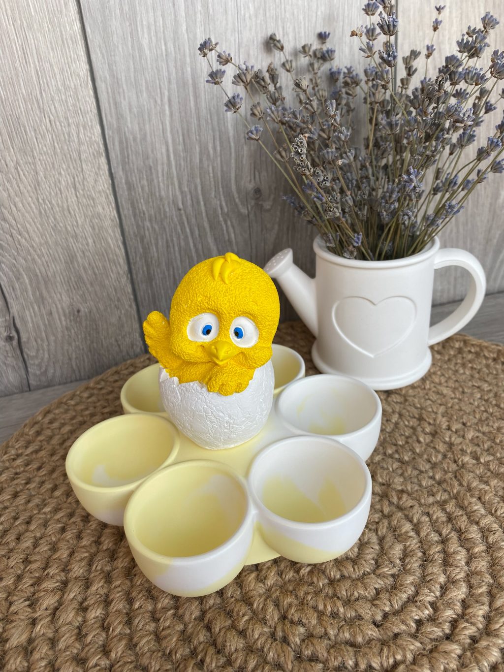 Пасхальная подставка для яиц.