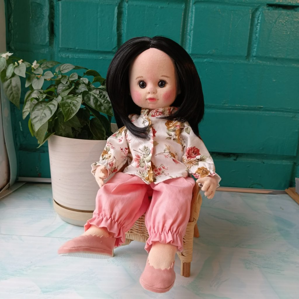 Кукла Настенька