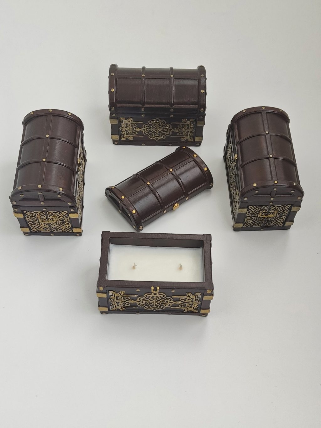 Свеча «Сундук с сокровищами»