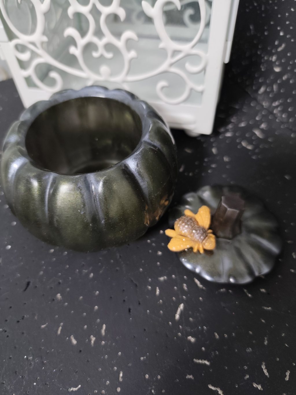 Шкатулка из эпоксидной смолы