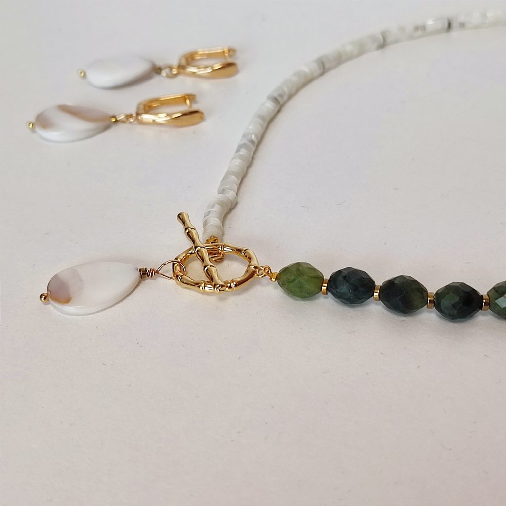 Нефрит и перламутр