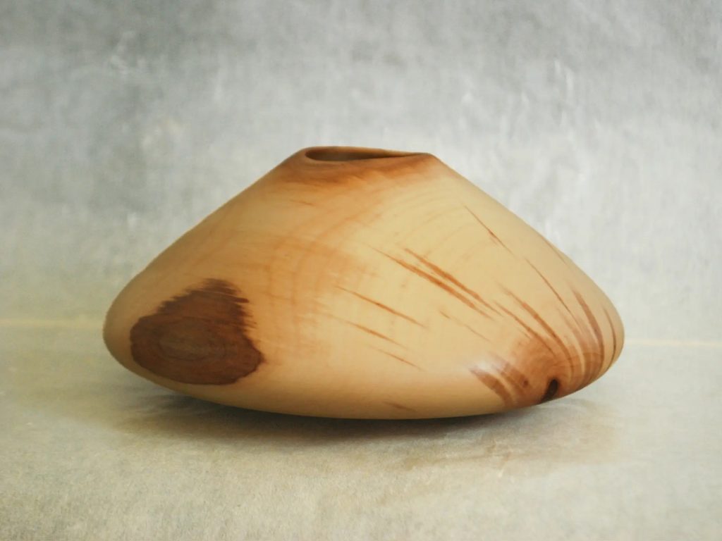 Ваза для сухоцветов.