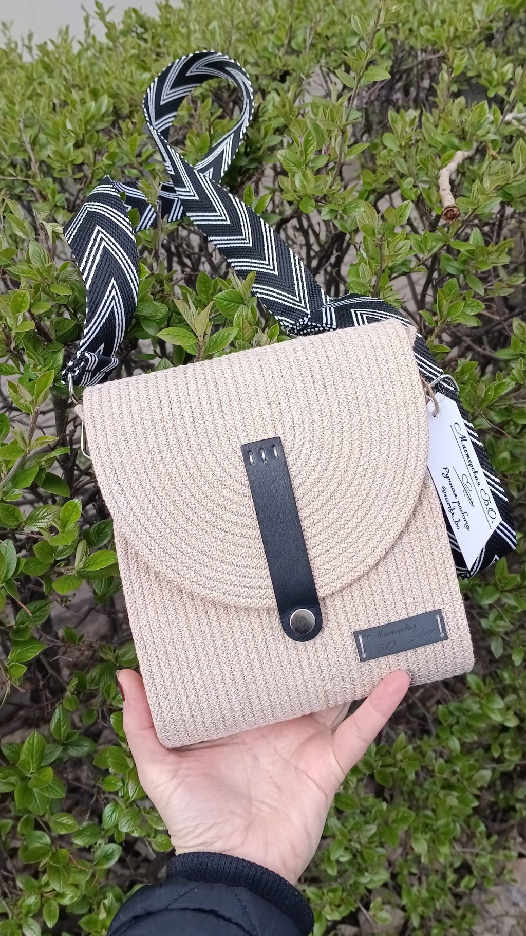 Сумка кросс-боди из шнура