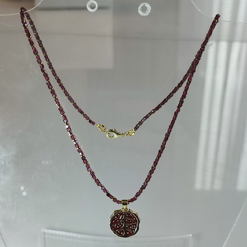 Чокер Гранат