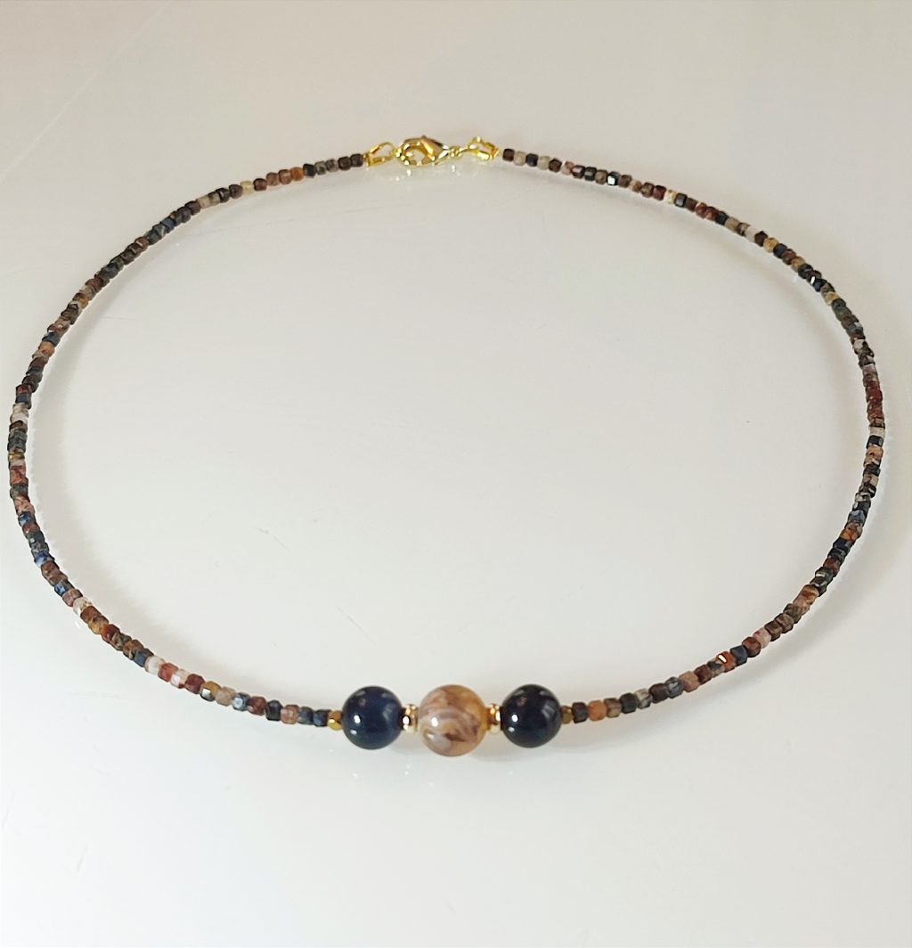 Чокер и браслет из петерсита