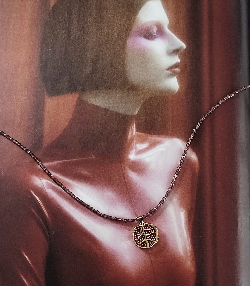 Чокер Гранат