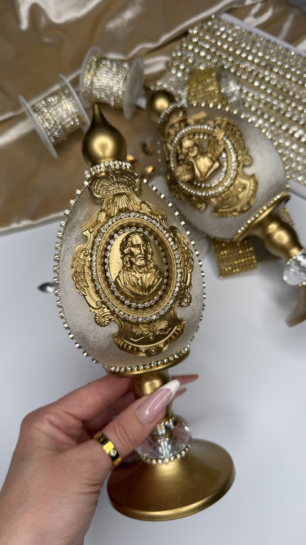 Пасхальное яйцо с Иисусом