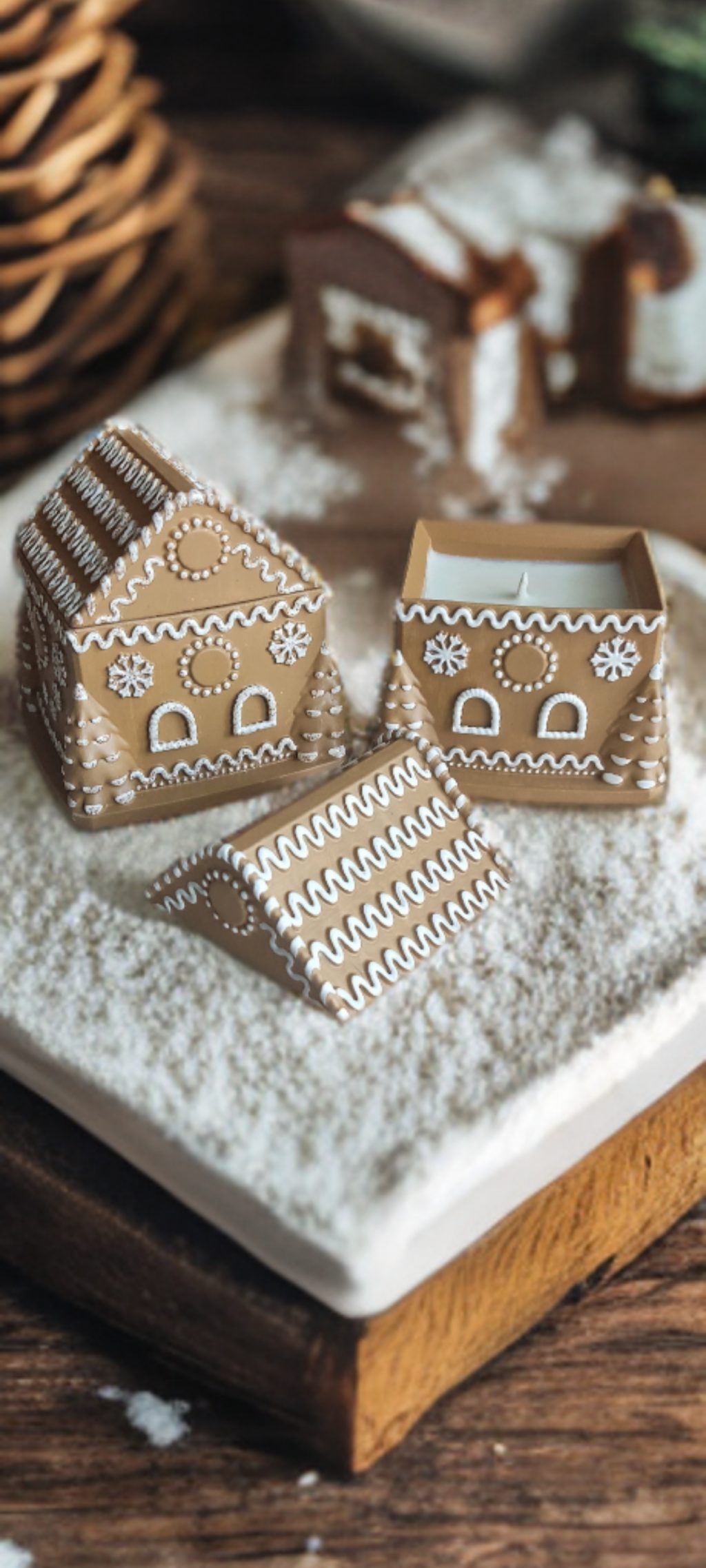 Свеча «Пряничный домик»