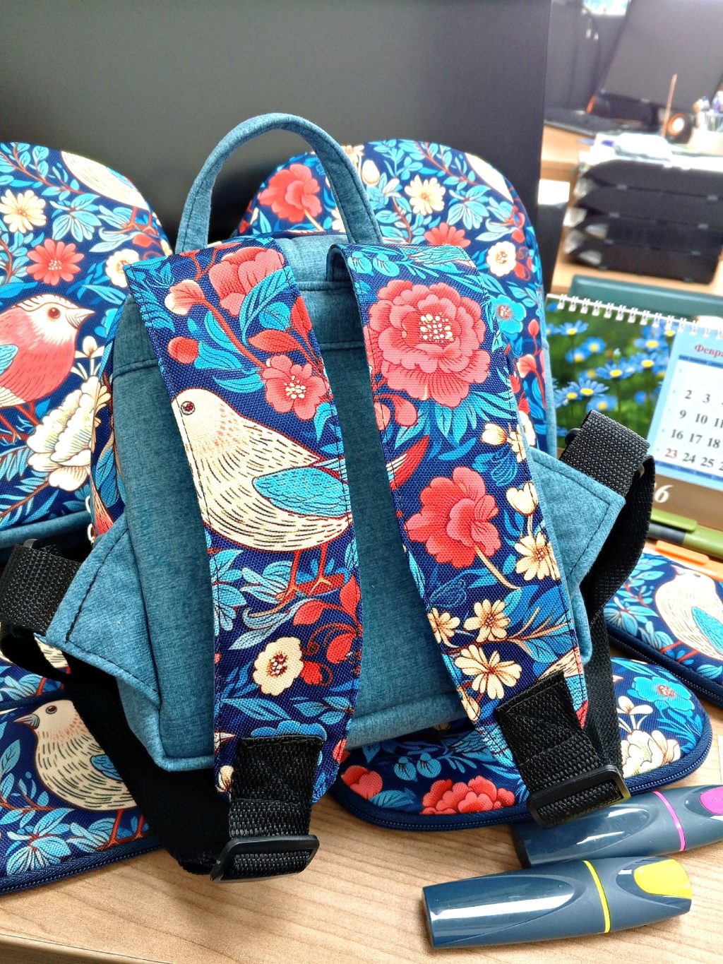 Рюкзачок детский с принтом «Волшебные птицы»