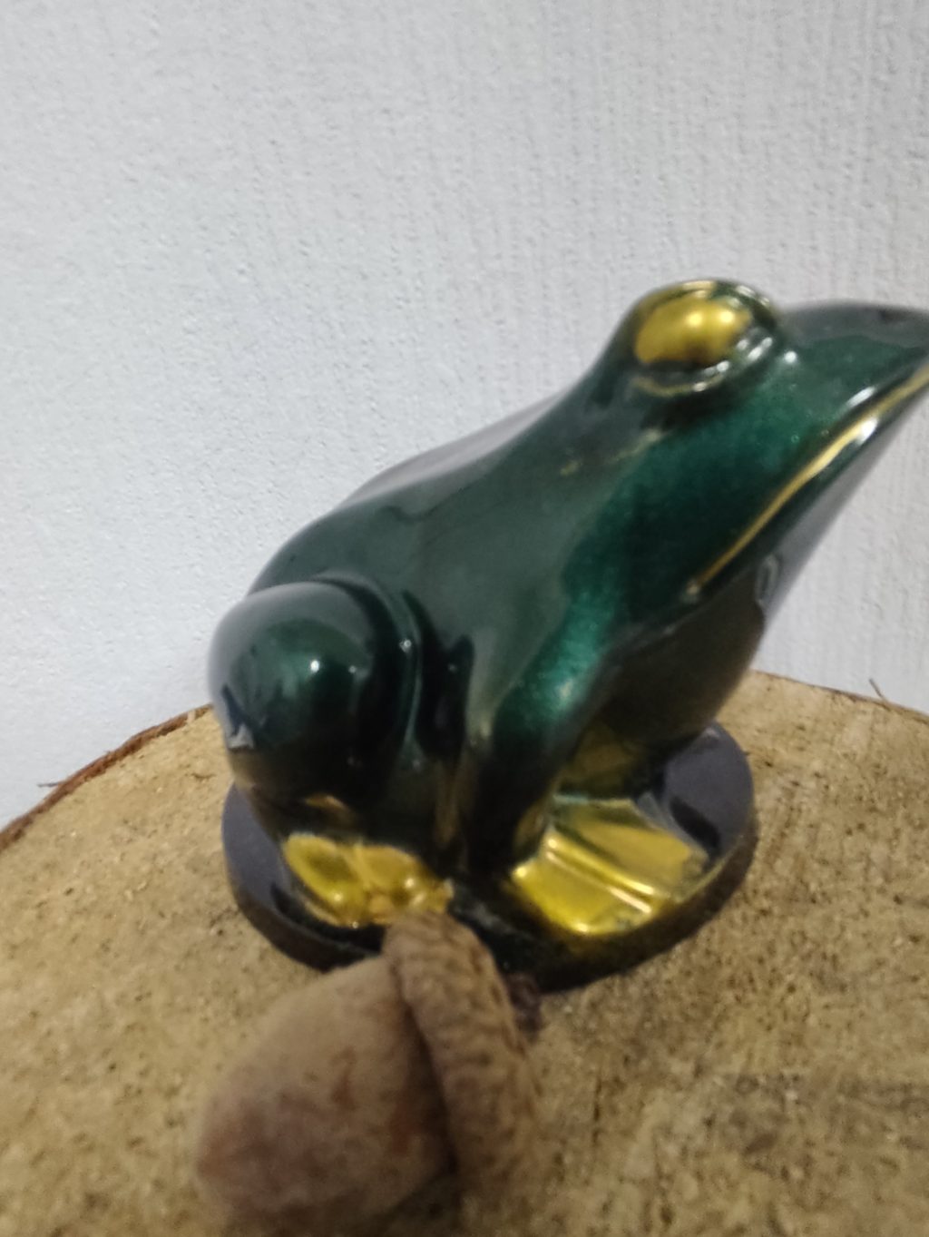 Фигурка лягушки сидячая