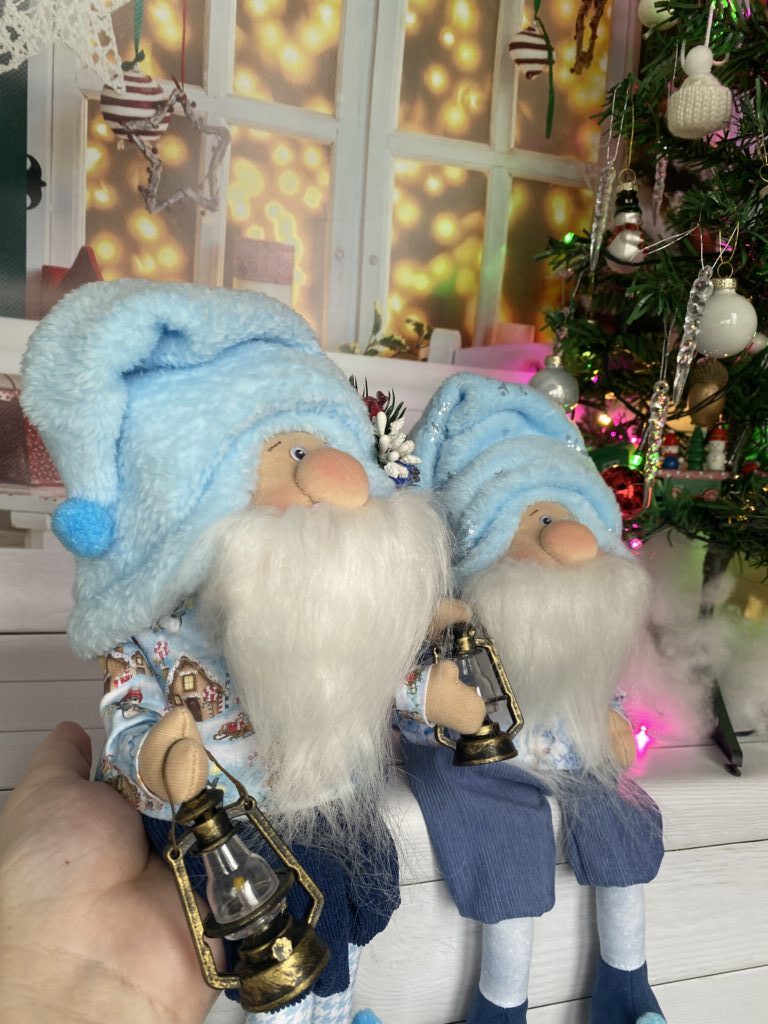 Новогодние гномы