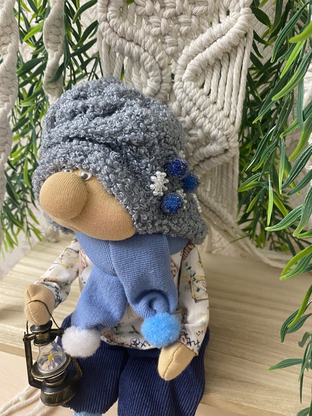 Новогодний гном