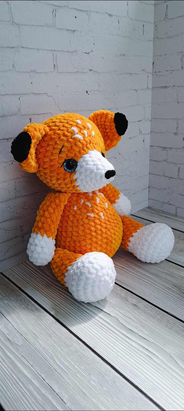 Вязаная игрушка лисичка ручной работы