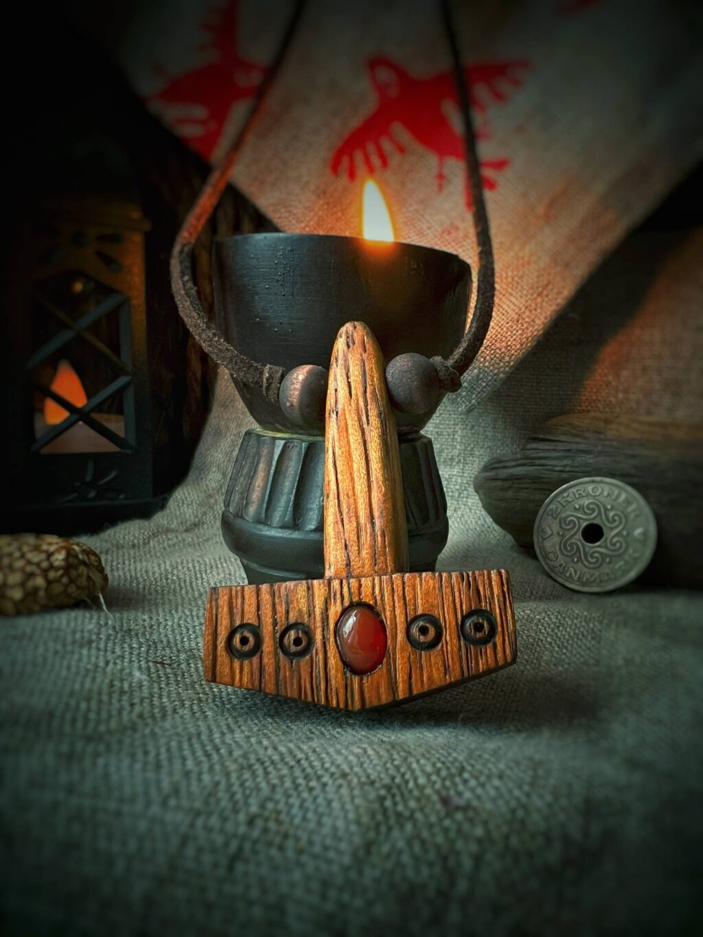 Амулет «Мьёльнир» (Молот Тора) (мербау, сердолик)