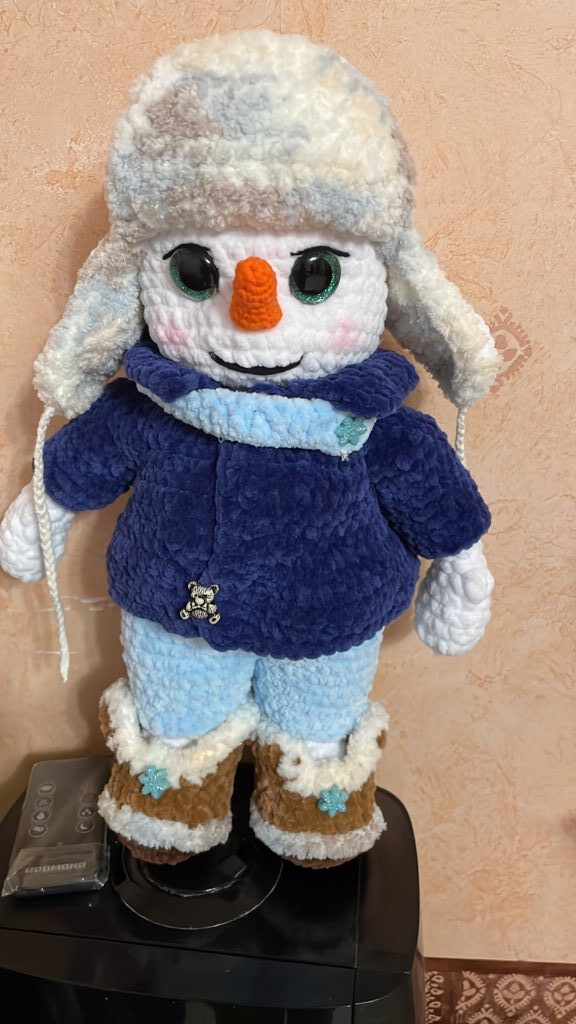 Новогодний снеговик