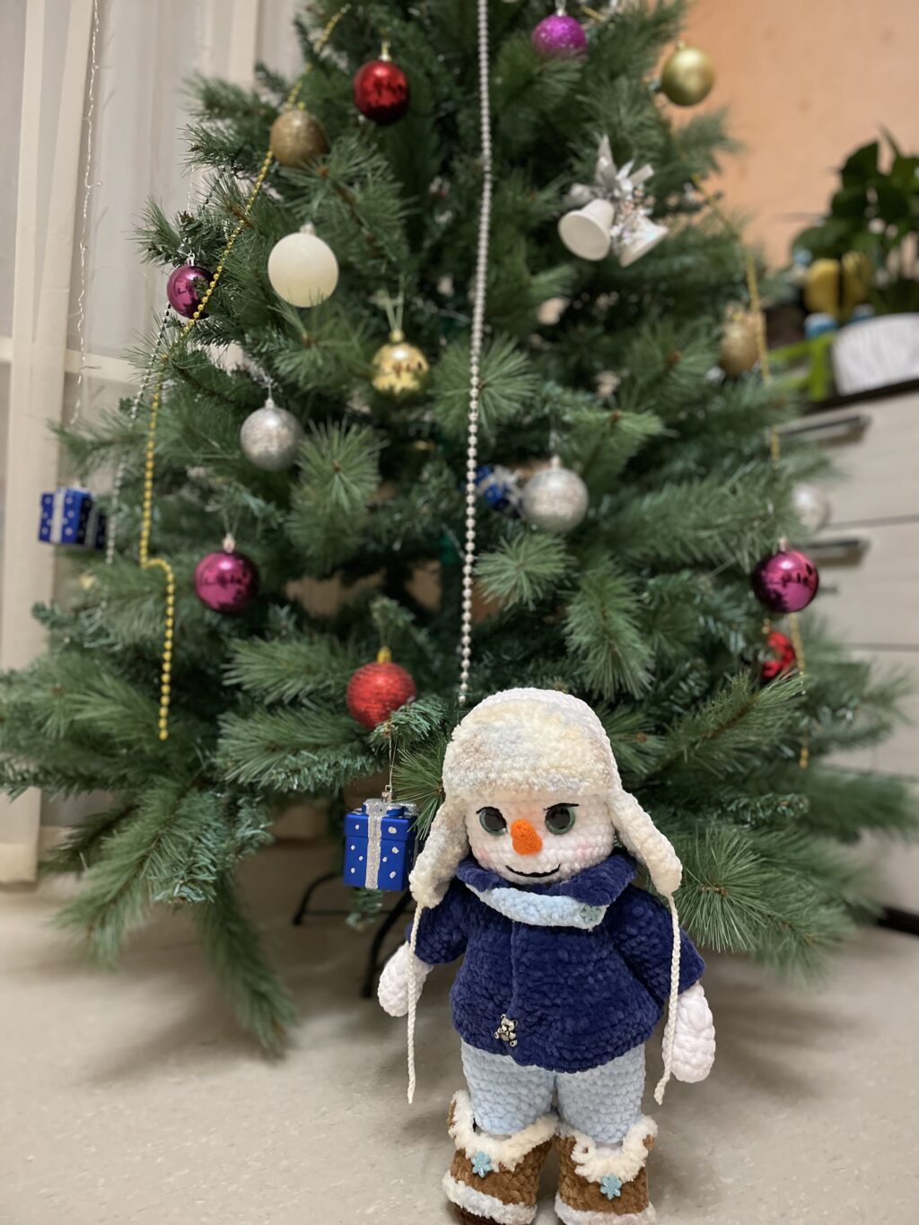 Новогодний снеговик