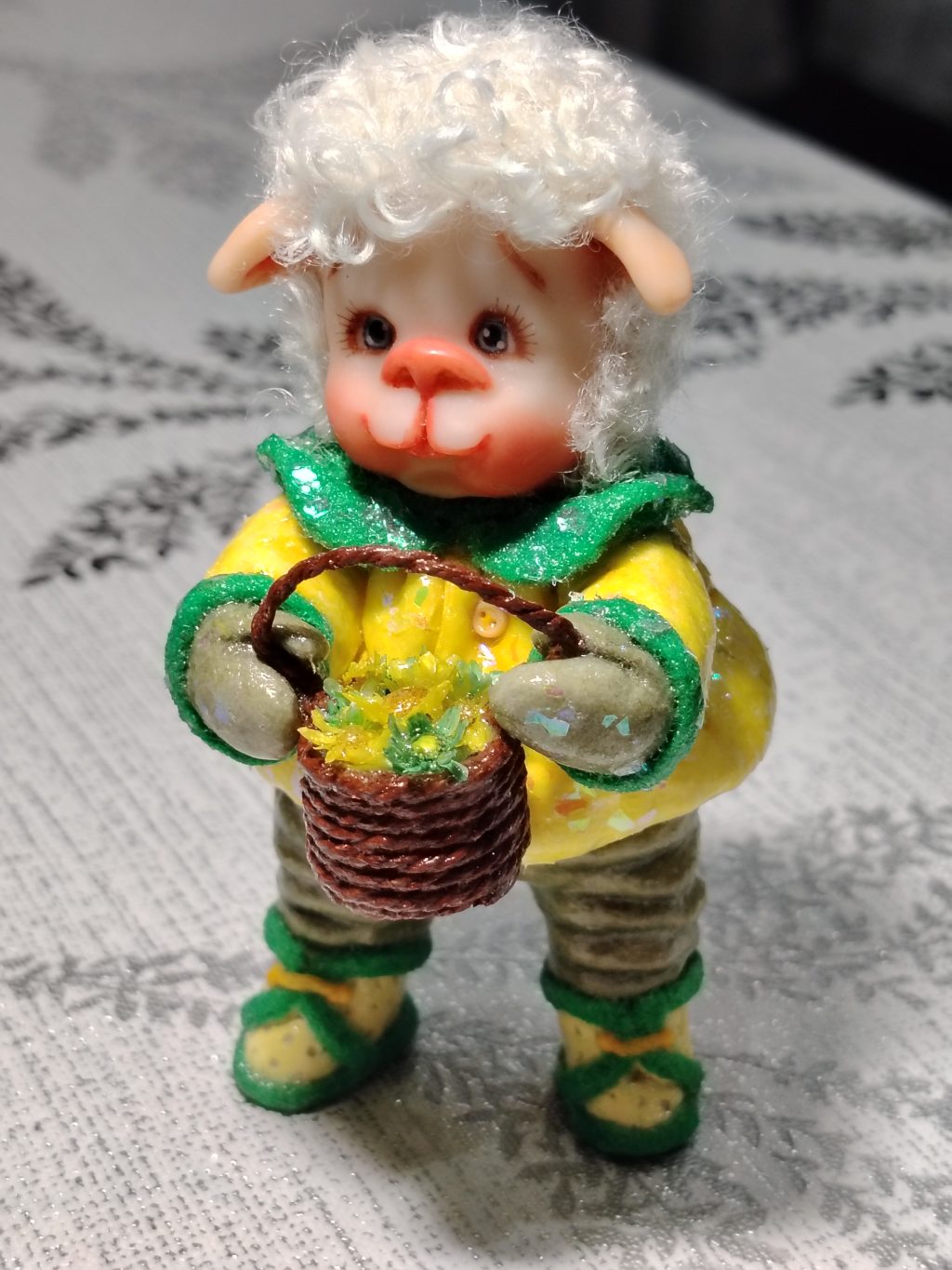 Ватная игрушка