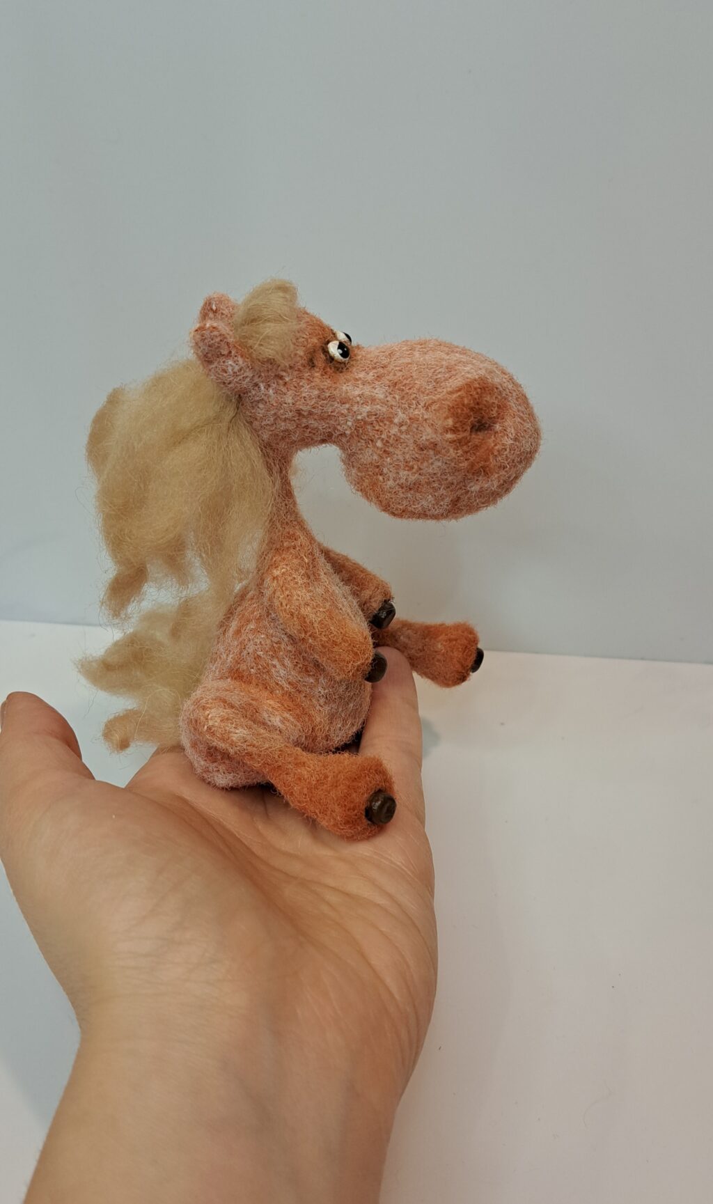 Лошадь. Интерьерная игрушка