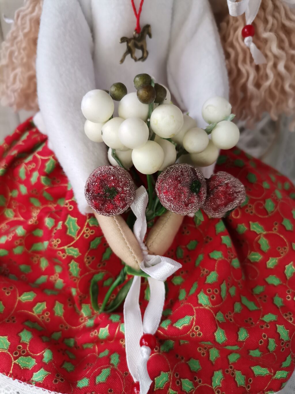 Новогодняя кукла Ангел яркого праздника