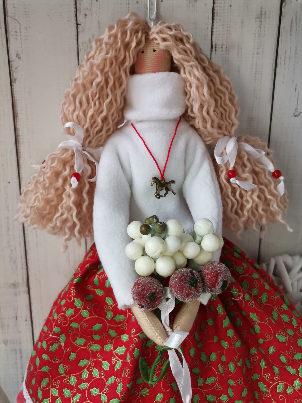 Новогодняя кукла Ангел яркого праздника