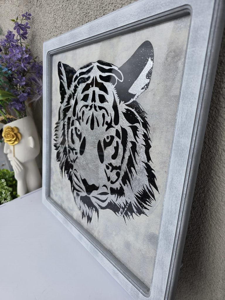 Картина «Тигр» из смолы 50*50см