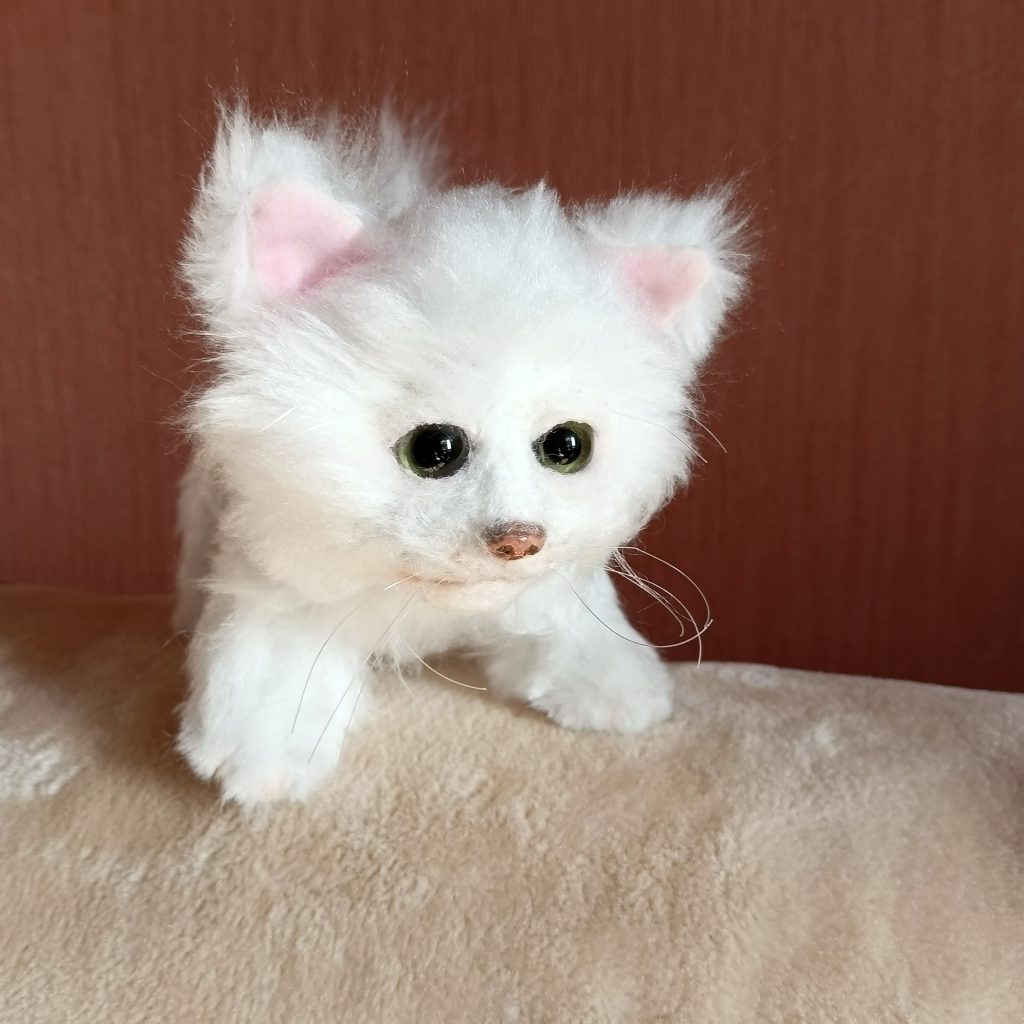 Котенок