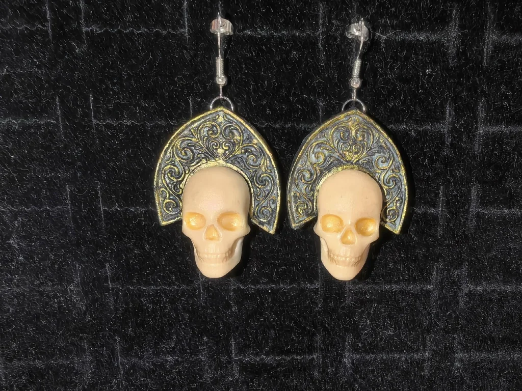 Серьги сказочные черепа