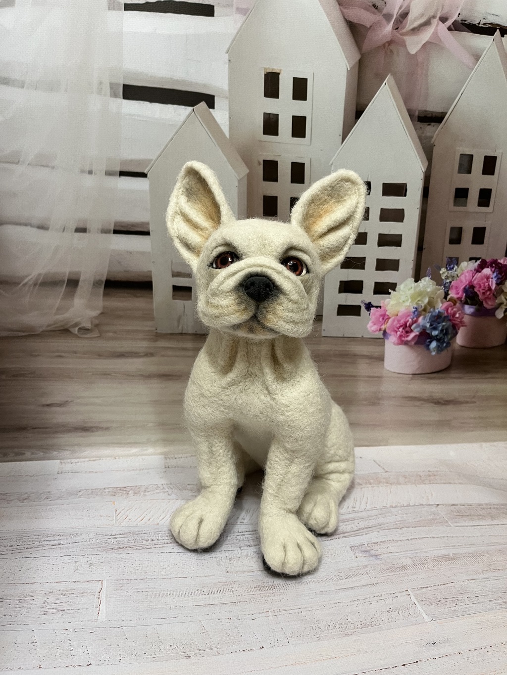 Французский бульдог. Интерьерная игрушка из шерсти