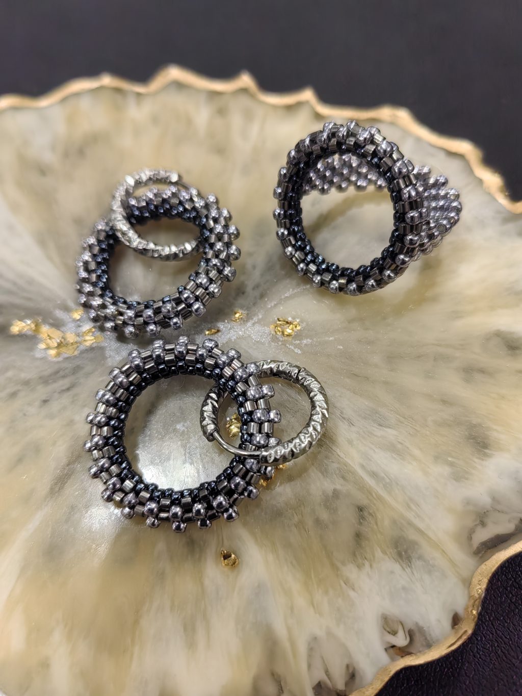 Серьги Конго из бисера