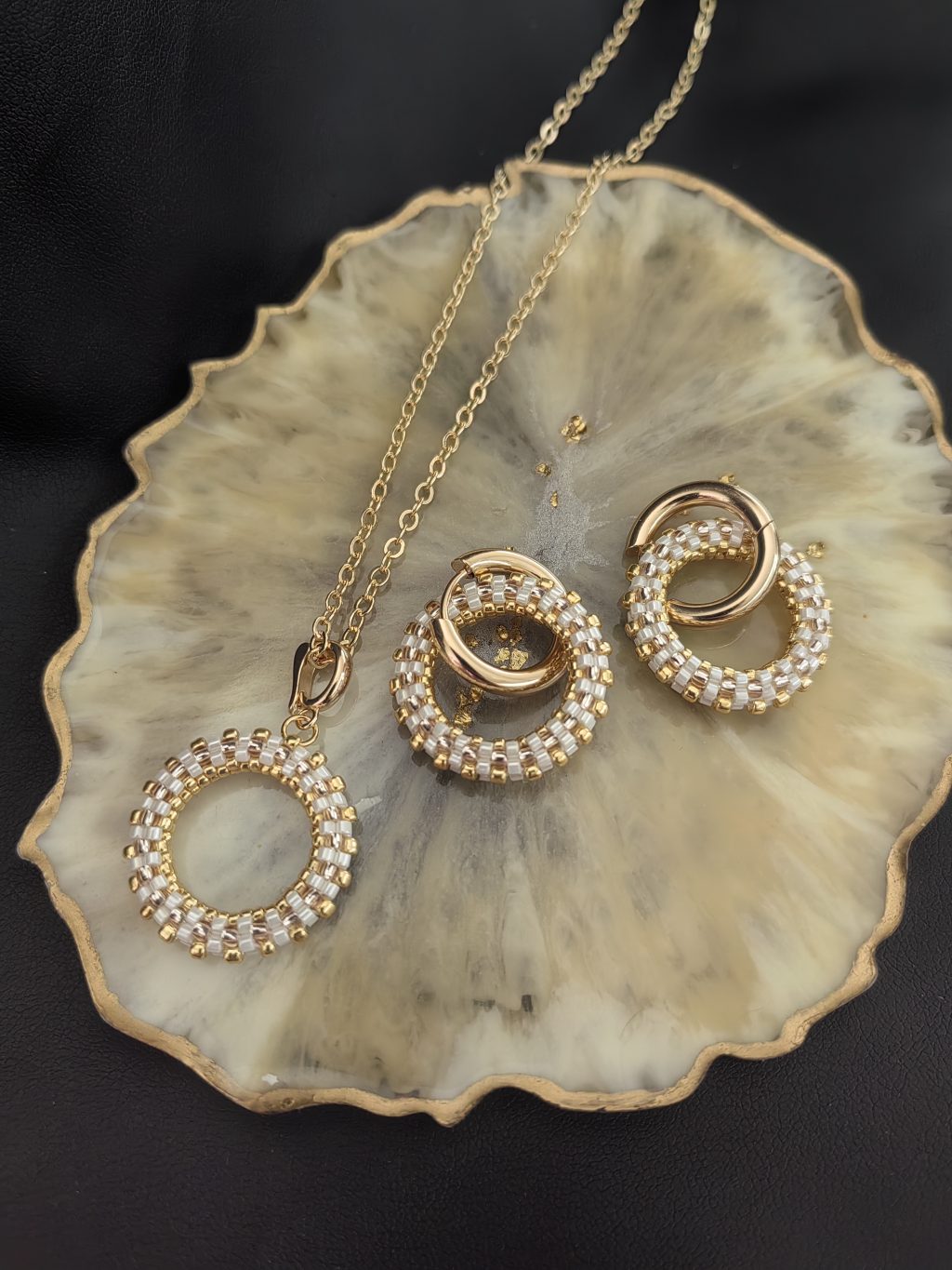 Серьги Конго из бисера