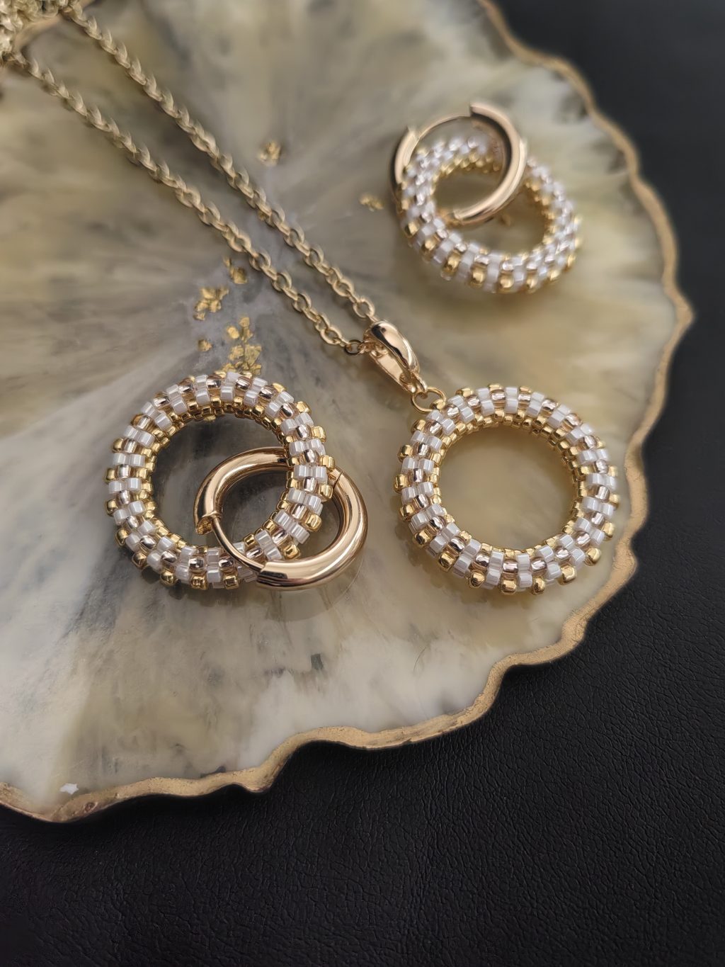 Серьги Конго из бисера