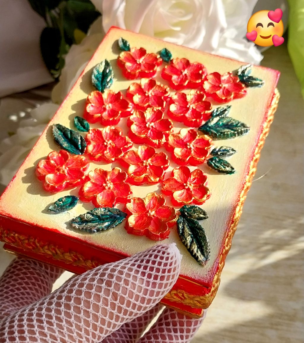 Шкатулка ручной работы