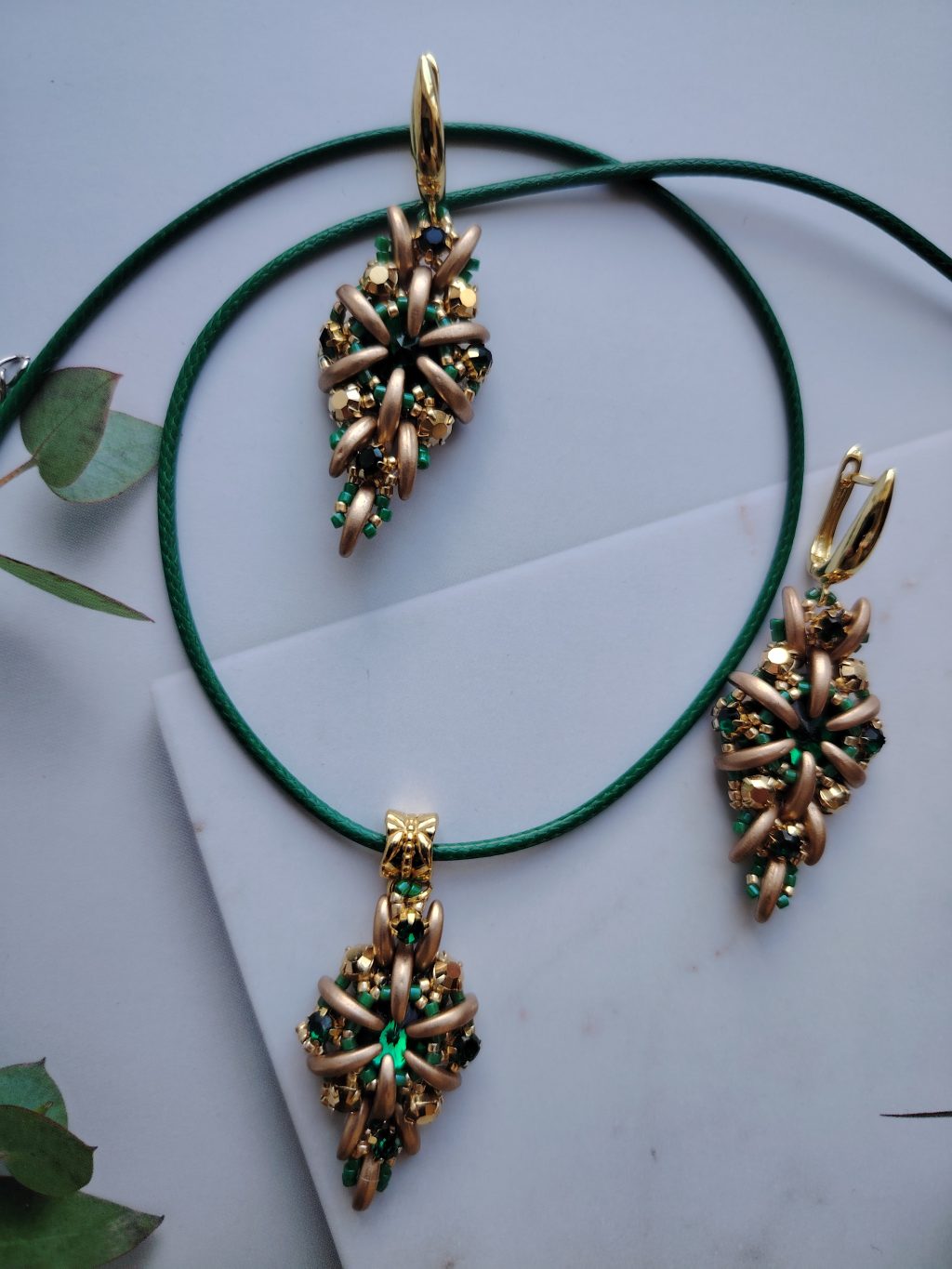 Серьги Изумрудная Белла