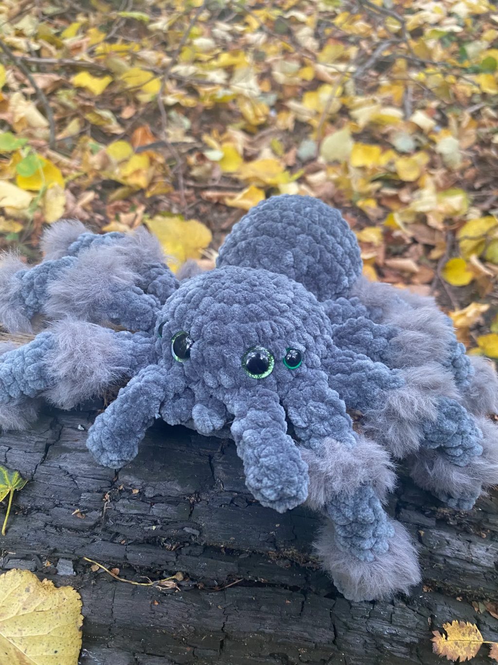 Вязаный паучок