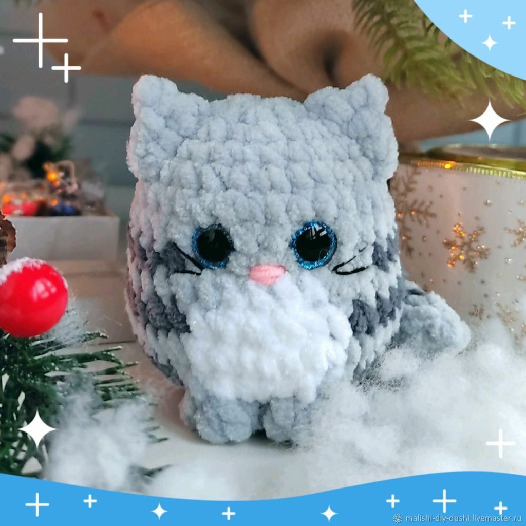 Игрушка плюшевый котенок,вязаный котик ручной работы