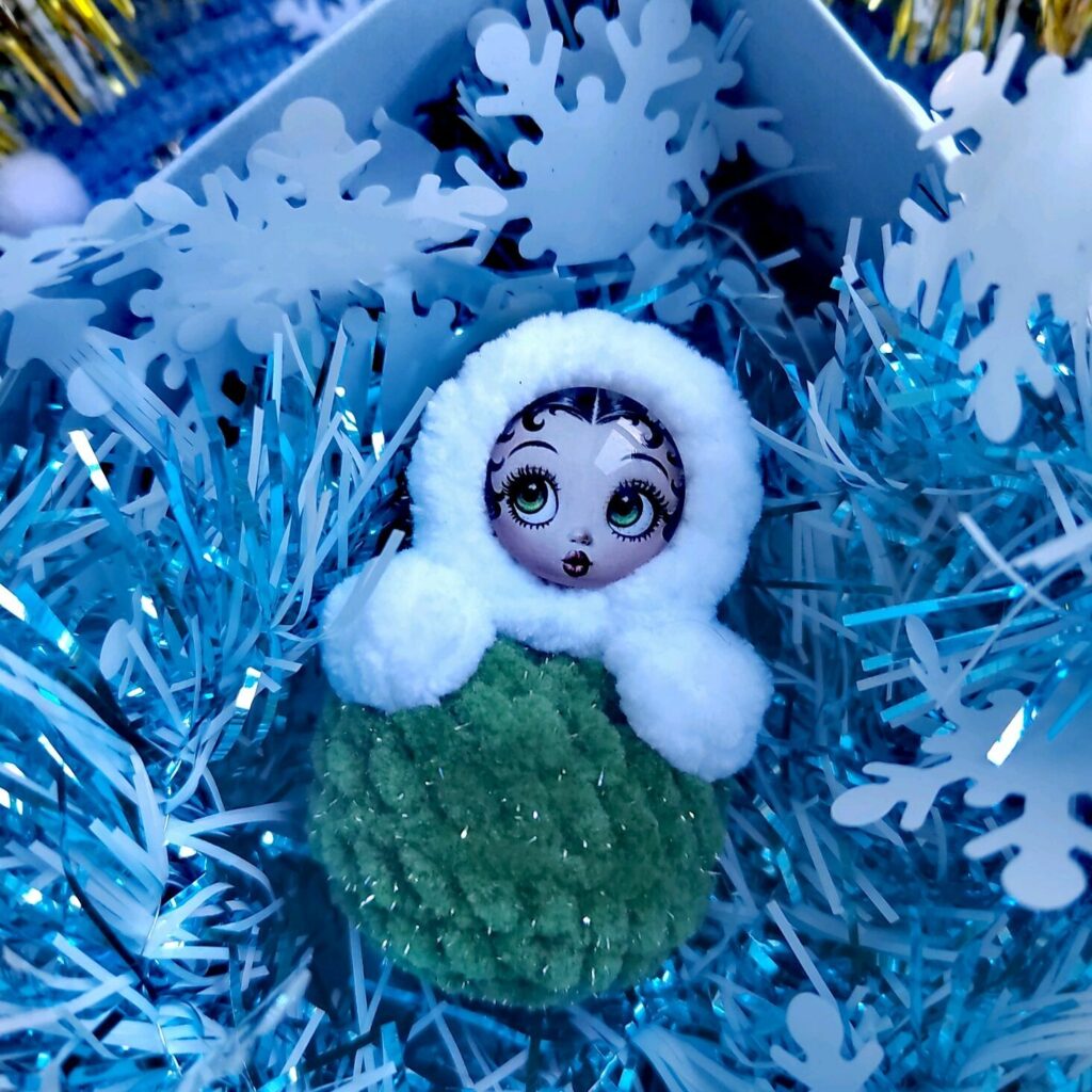 Елочные игрушки,куклы неваляшки,Новогоднее укарашение