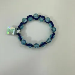 Браслет из бисера