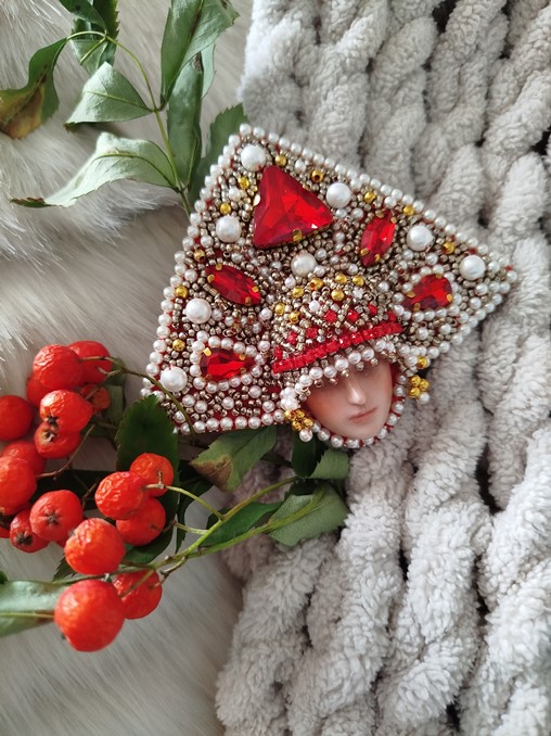 Брошь Марья Искуссница