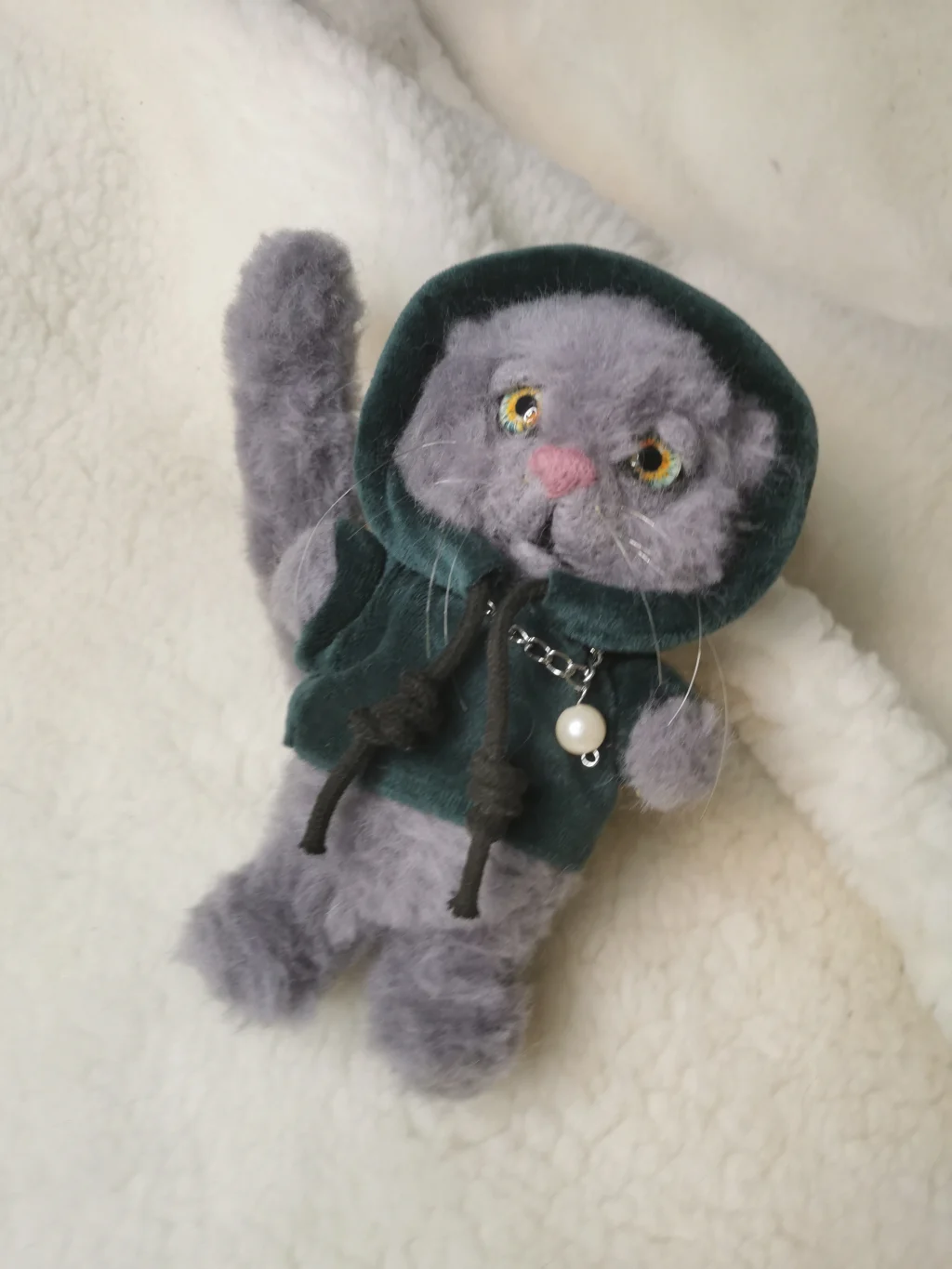 Игрушка котик