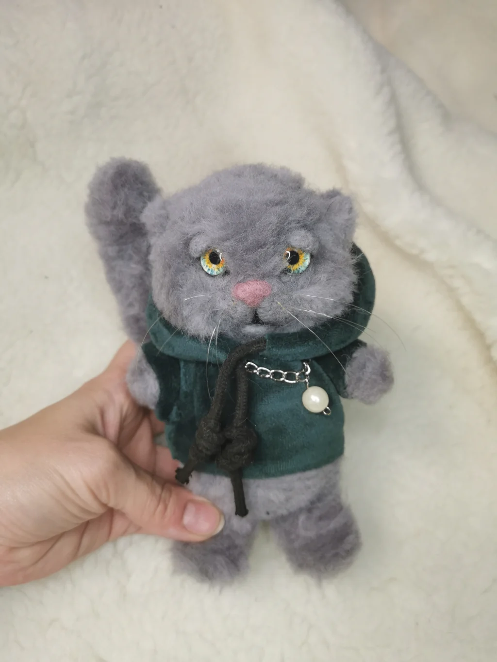 Игрушка котик