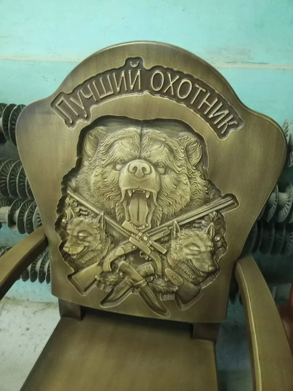 Кресло-трон оригинальный подарок