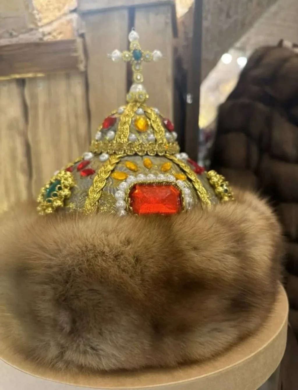 Шапка Мономаха Норка