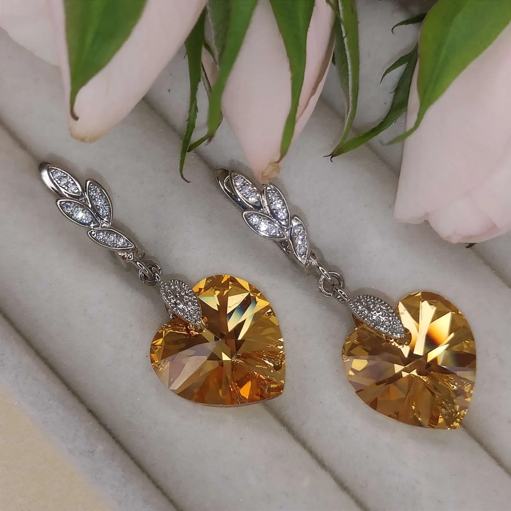 Серьги с желтыми кристаллами «сердце»