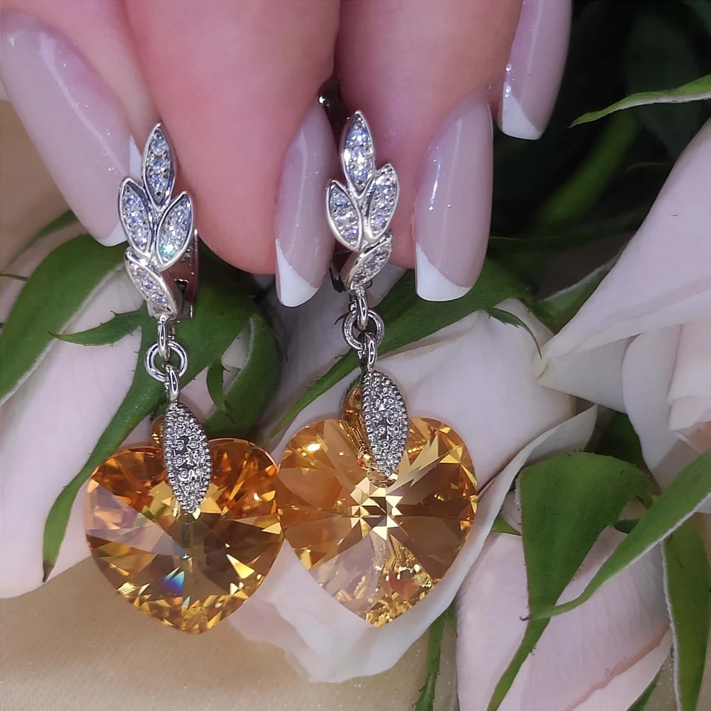 Серьги с желтыми кристаллами «сердце»